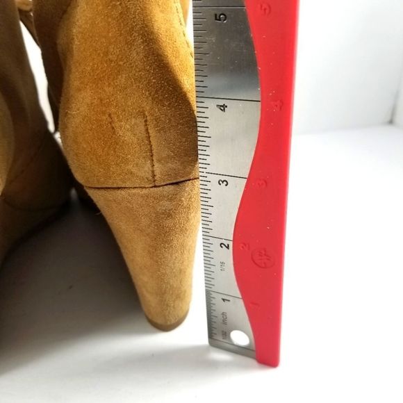 NWOT Gianni Bini Tan Lace Up Ankle Boot. Size 8.5M. S709 - Picture 5 of 9